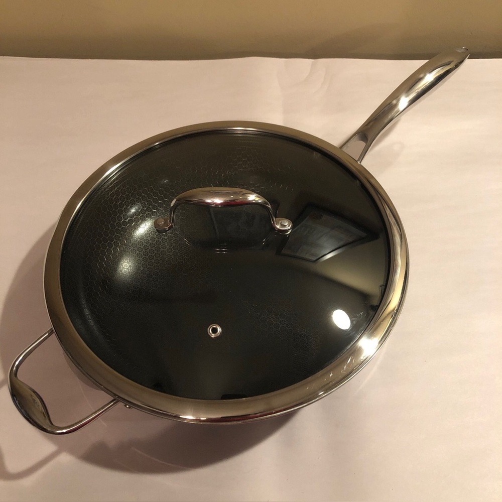 HexClad Hybrid Nonstick 12-Inch Wok Cookware with 12 inch Lid